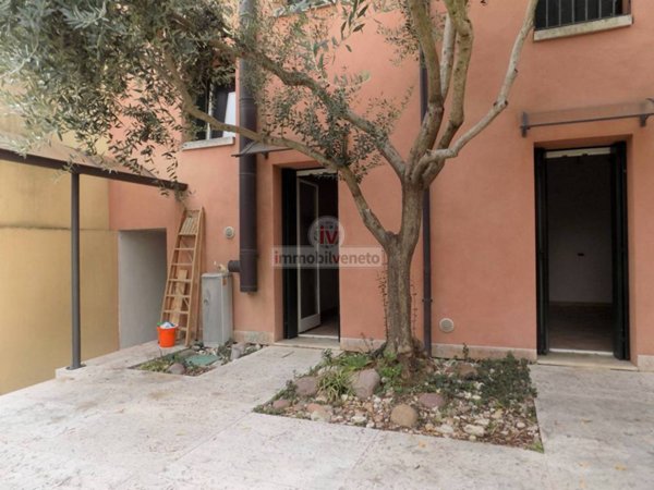 negozio in affitto a Lonigo