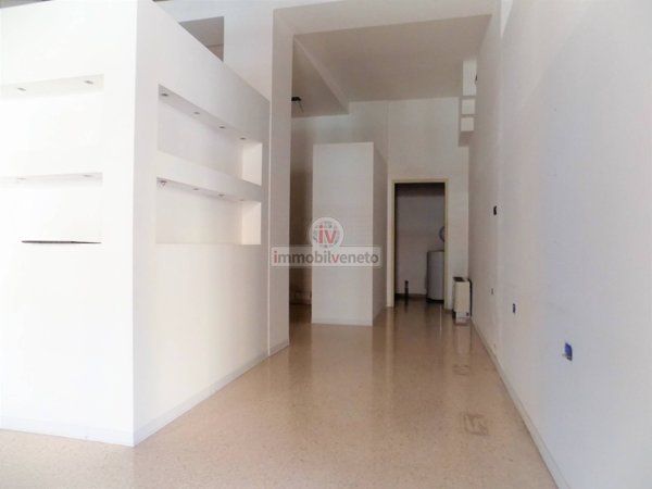 negozio in affitto a Lonigo