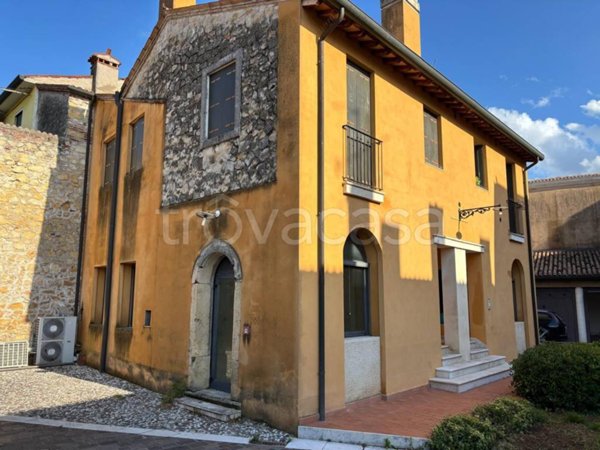 appartamento in affitto a Lonigo