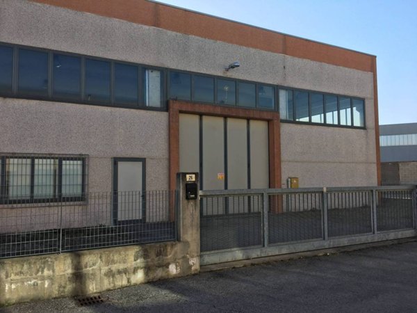 locale commerciale in affitto a Lonigo