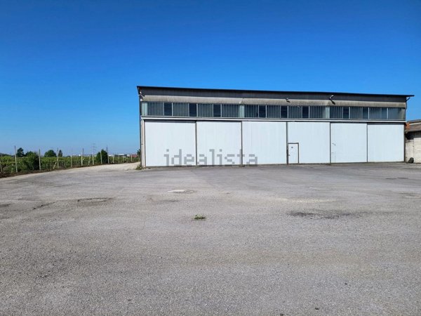 capannone in affitto a Lonigo in zona Almisano