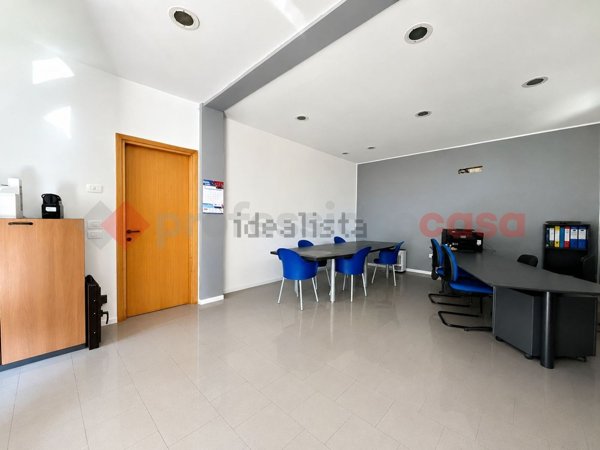 locale commerciale in affitto a Lonigo