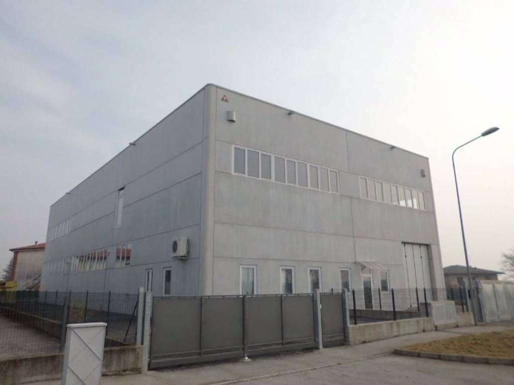 locale commerciale in affitto a Marostica