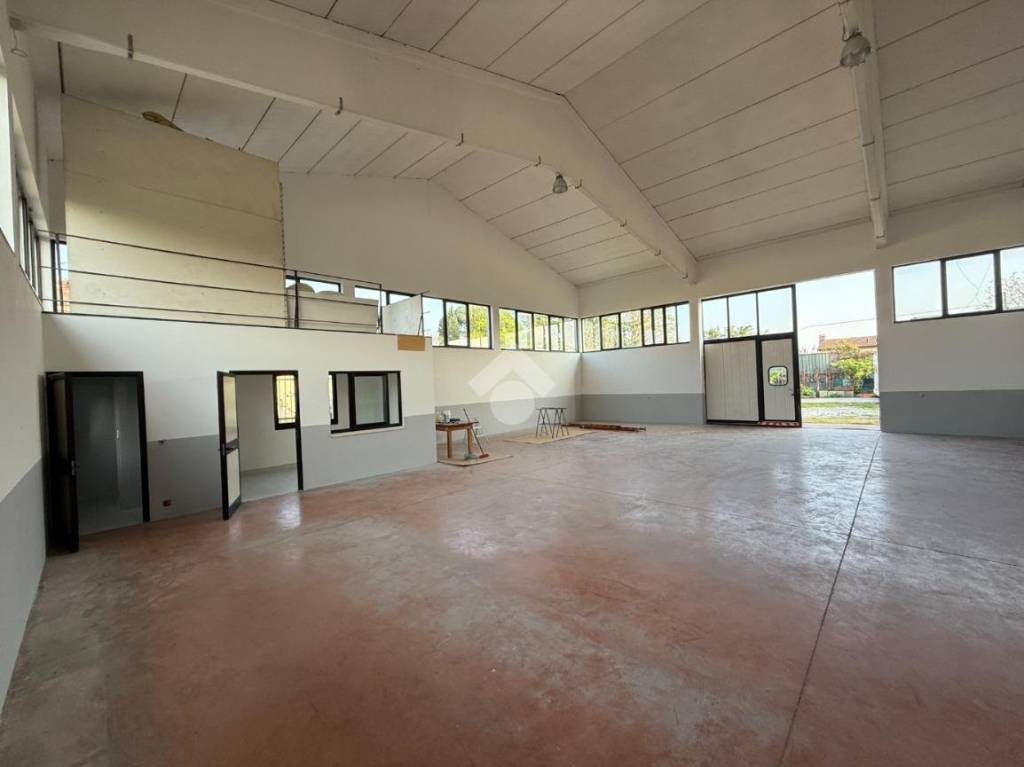 locale commerciale in affitto a Marostica