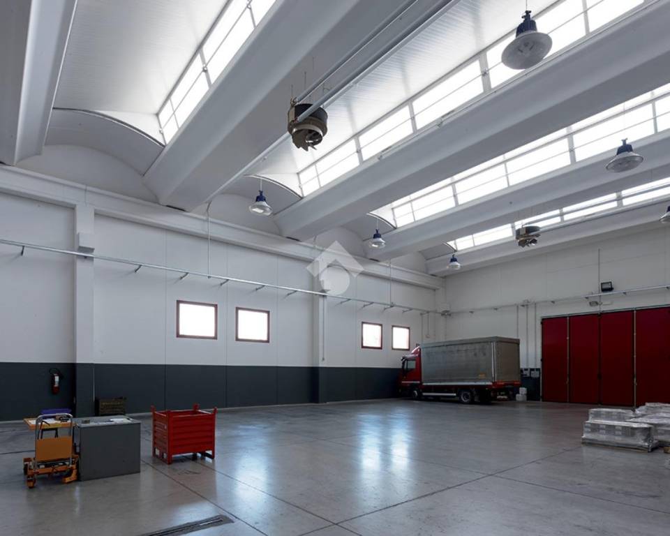 locale commerciale in affitto a Marostica