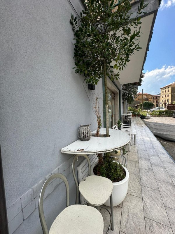 negozio in affitto a Marostica in zona Crosara