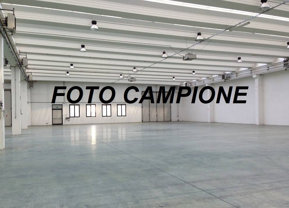 locale commerciale in affitto a Montebello Vicentino