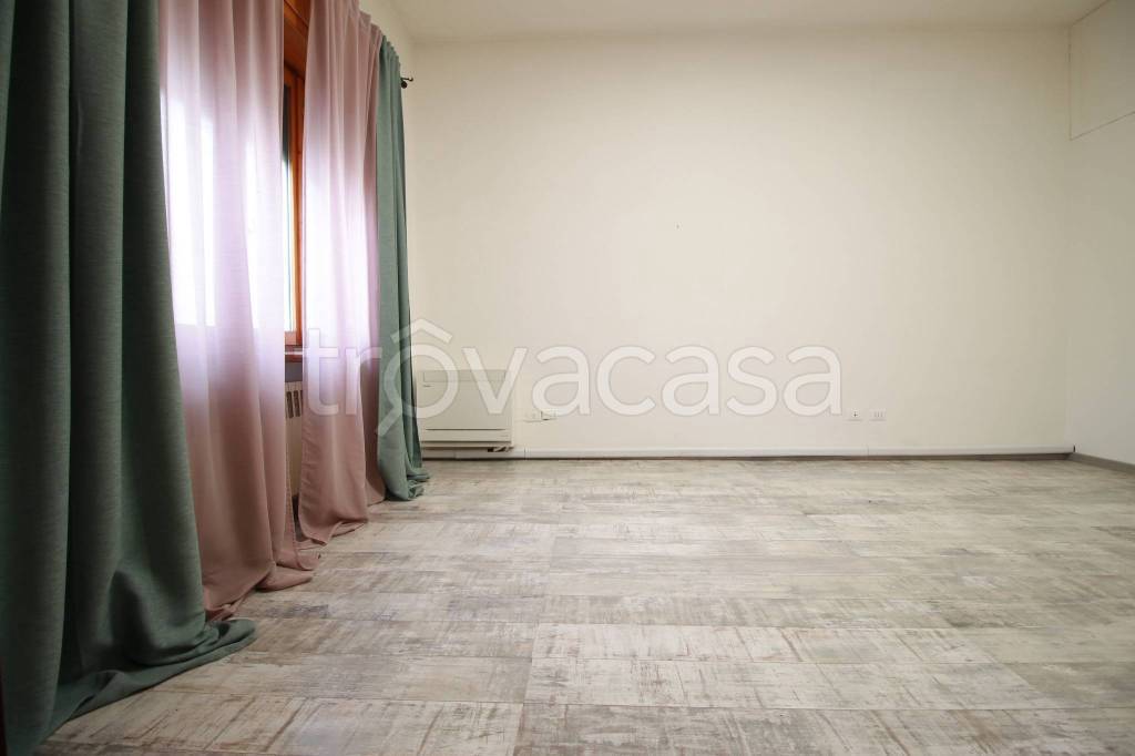 appartamento in affitto a Montebello Vicentino
