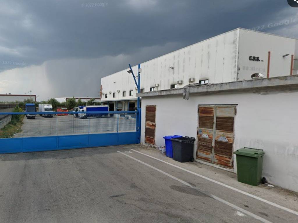 locale commerciale in affitto a Montebello Vicentino