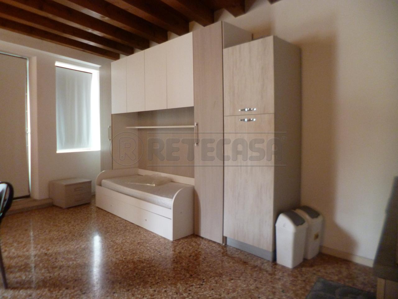 appartamento in affitto a Montebello Vicentino