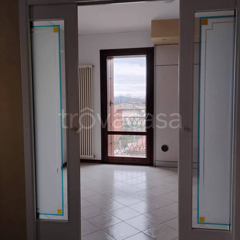 appartamento in affitto a Montebello Vicentino
