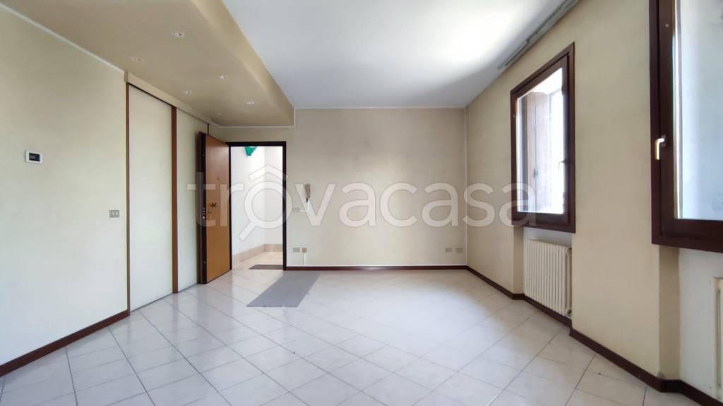 appartamento in affitto a Montebello Vicentino