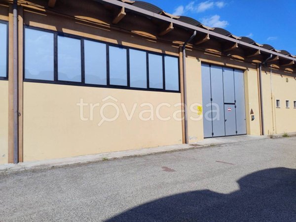 locale commerciale in affitto a Montebello Vicentino in zona Cà Sordis