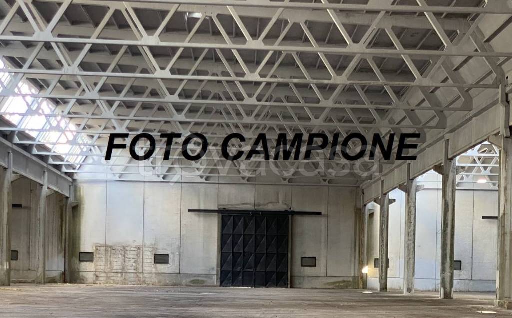 locale commerciale in affitto a Montebello Vicentino