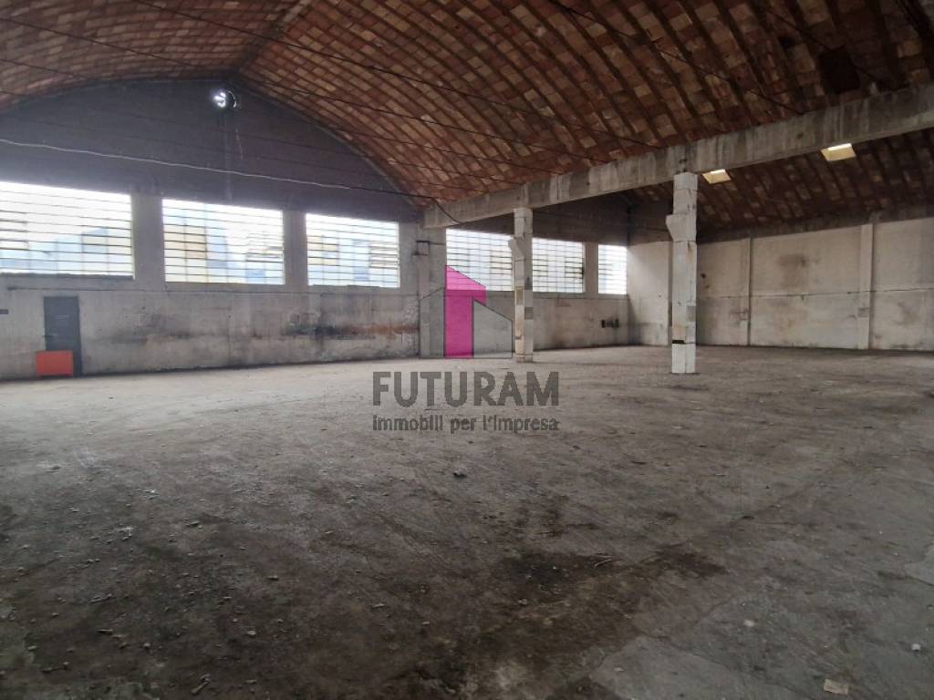 locale commerciale in affitto a Montecchio Maggiore