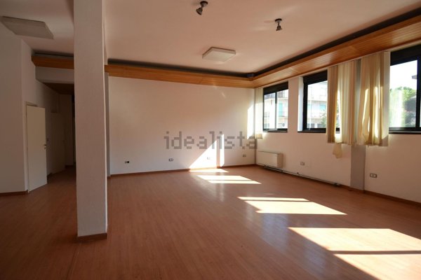 negozio in affitto a Montecchio Maggiore