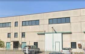 locale commerciale in affitto a Montecchio Maggiore