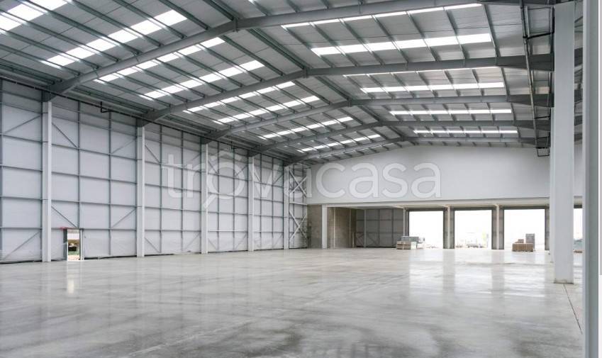 capannone in affitto a Montecchio Maggiore