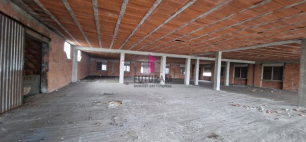 capannone in affitto a Montecchio Maggiore