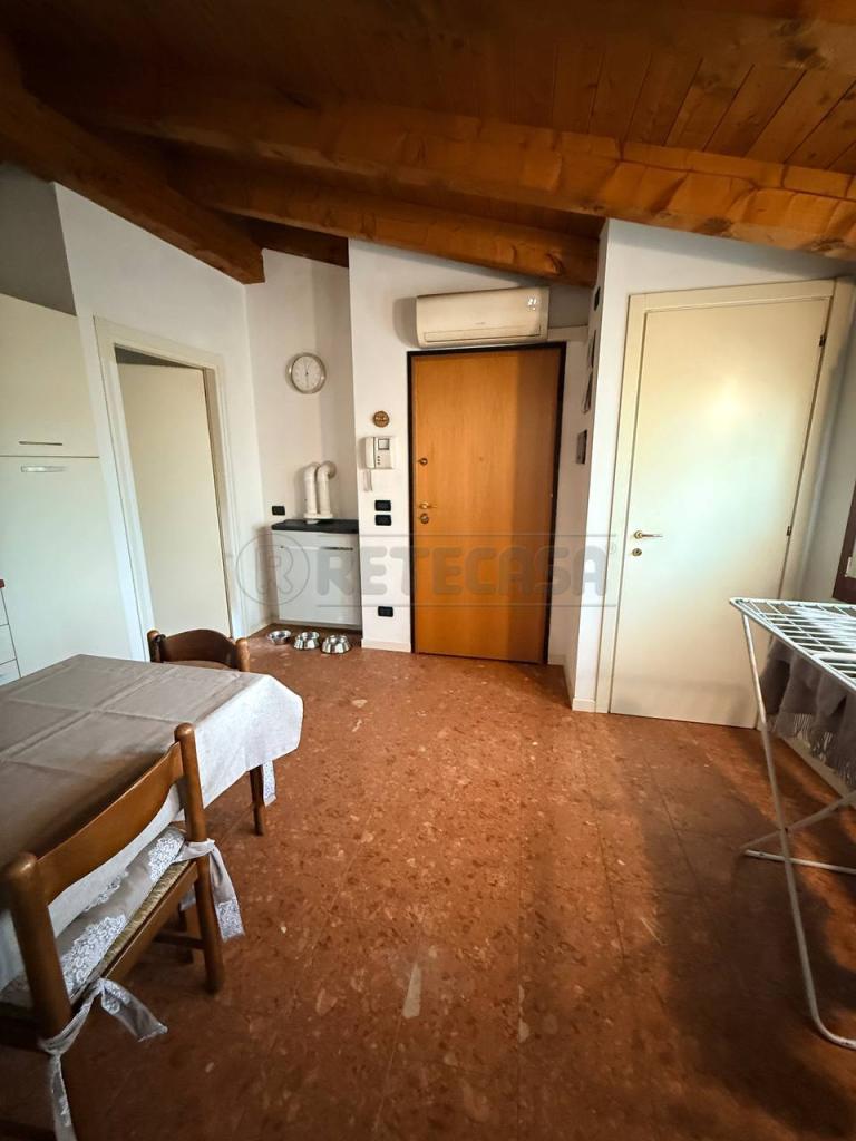 appartamento in affitto a Montecchio Maggiore