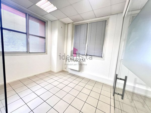 ufficio in affitto a Montecchio Precalcino