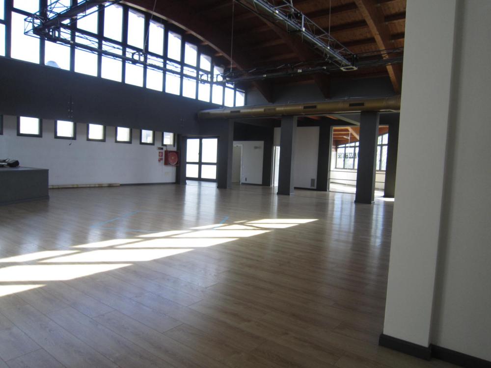 ufficio in affitto a Monticello Conte Otto in zona Cavazzale