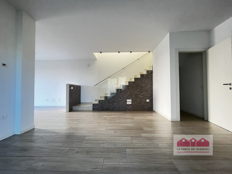 casa indipendente in affitto a Monticello Conte Otto in zona Cavazzale