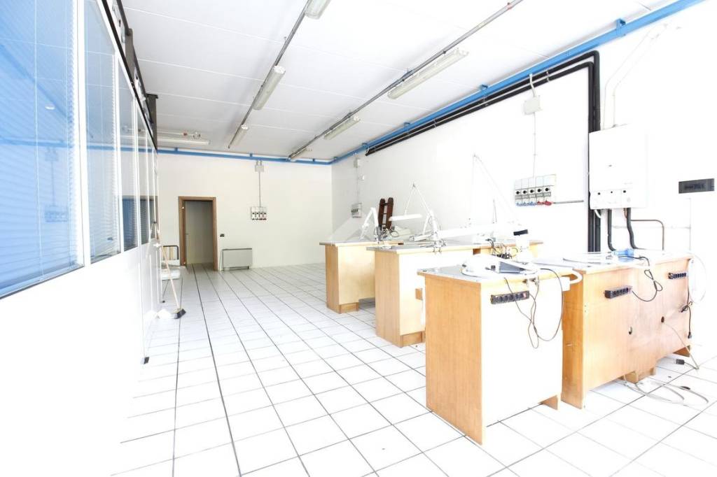 capannone in affitto a Monticello Conte Otto in zona Cavazzale