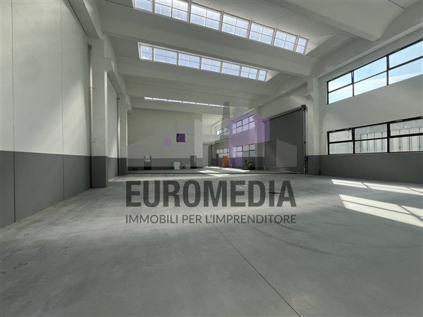 capannone in affitto a Montorso Vicentino