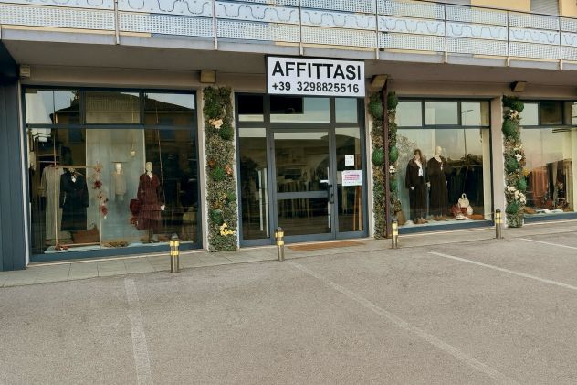 locale commerciale in affitto a Mussolente