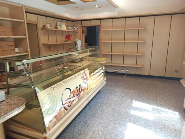 locale commerciale in affitto a Nanto in zona Ponte di Nanto