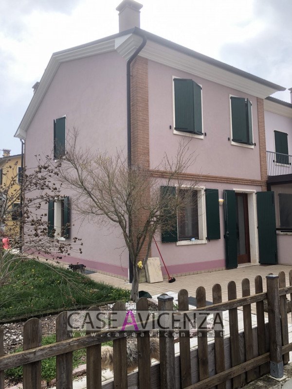 casa indipendente in affitto a Nanto in zona Prietta