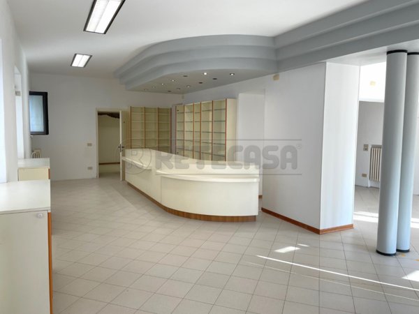 locale commerciale in affitto ad Orgiano