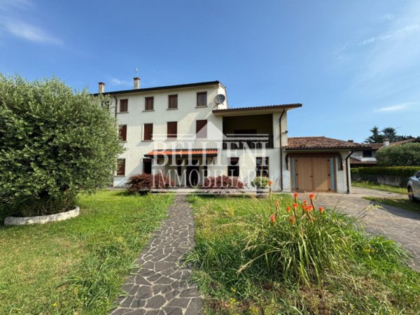 casa indipendente in affitto a Pozzoleone