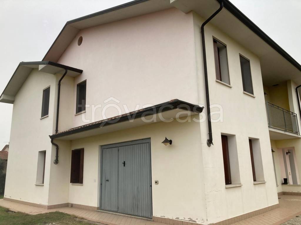 appartamento in affitto a Quinto Vicentino in zona Valproto