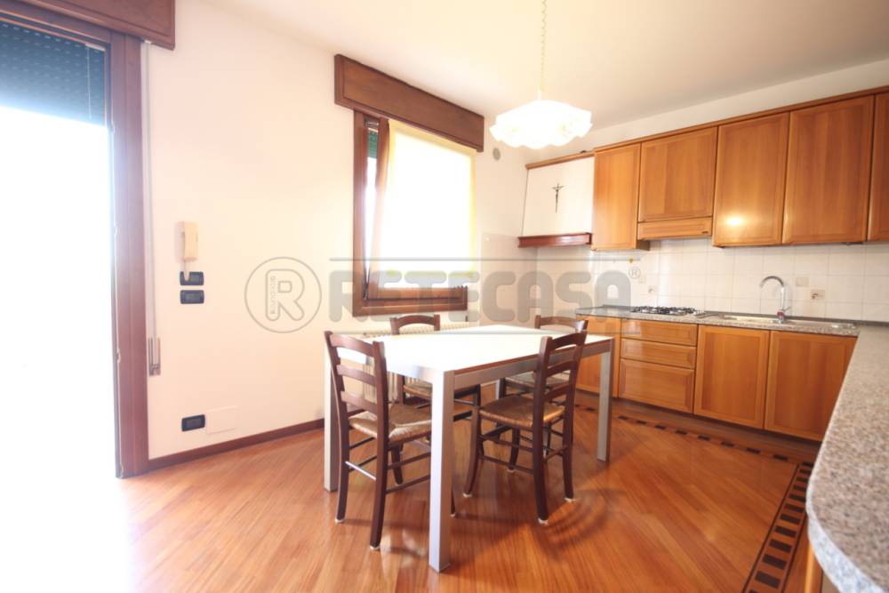 appartamento in affitto a Quinto Vicentino in zona Valproto