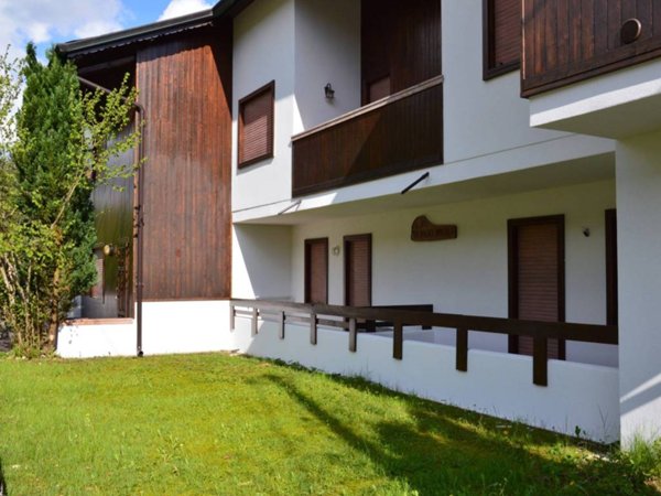 appartamento in affitto a Roana in zona Canove
