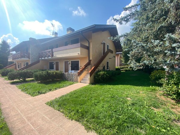 appartamento in affitto a Roana in zona Canove