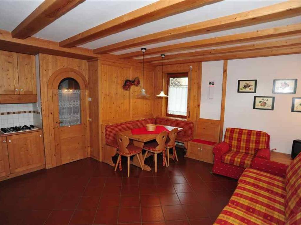 appartamento in affitto a Roana in zona Canove