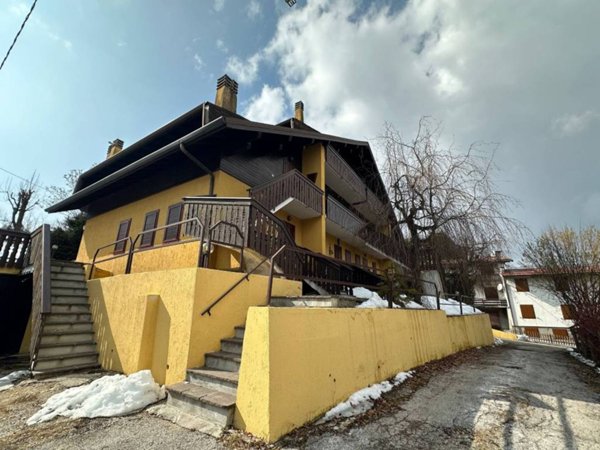 appartamento in affitto a Roana in zona Canove