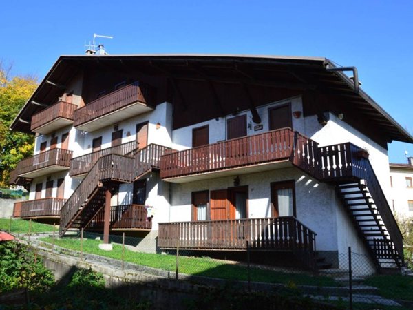 appartamento in affitto a Roana in zona Cesuna
