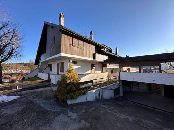appartamento in affitto a Roana in zona Canove