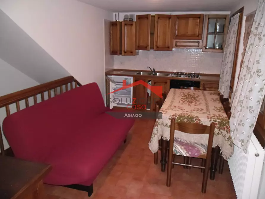 appartamento in affitto a Roana in zona Camporovere