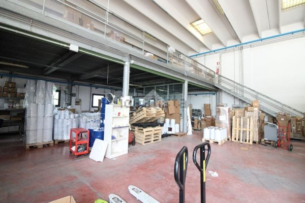 capannone in affitto a Romano d'Ezzelino