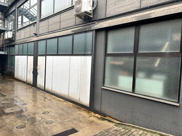 locale commerciale in affitto a Romano d'Ezzelino