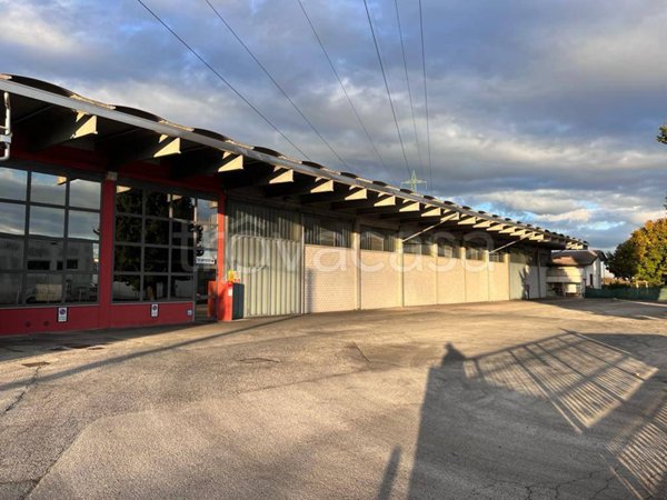 capannone in affitto a Romano d'Ezzelino in zona Fellette
