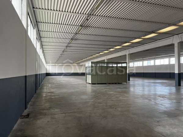 capannone in affitto a Romano d'Ezzelino in zona Fellette