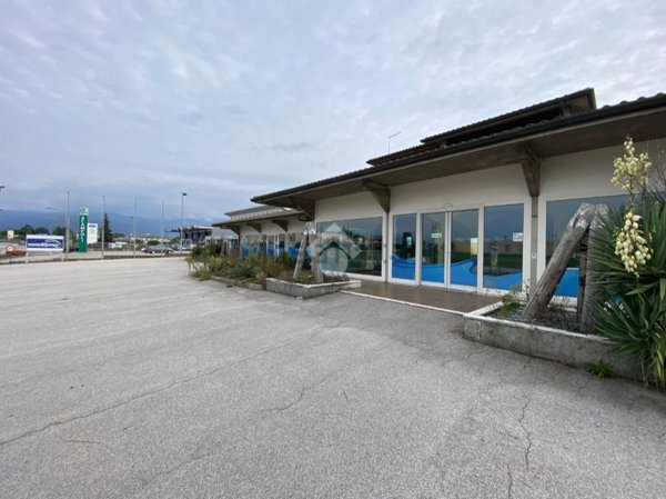 negozio in affitto a Rosà