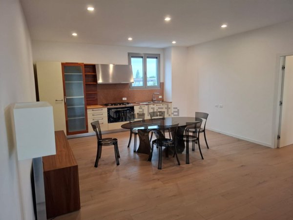 appartamento in affitto a Rosà