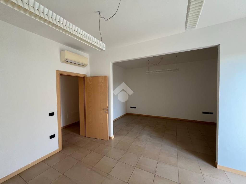 ufficio in affitto a Rosà